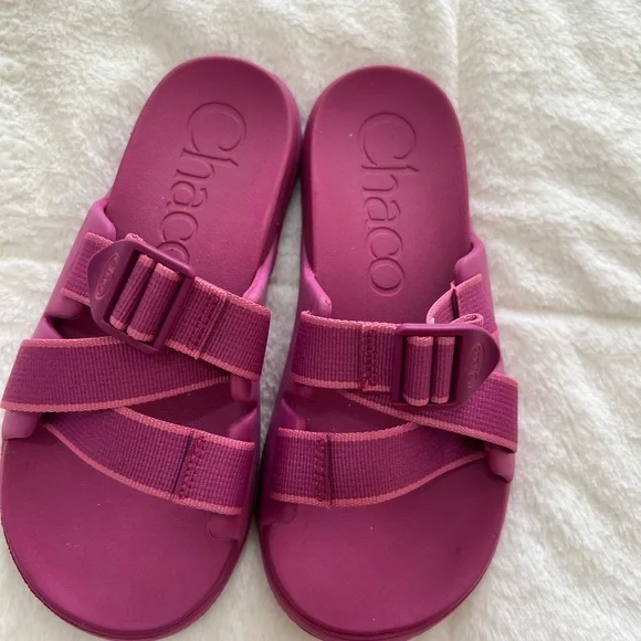 Chaco Women's Pink Sandals size 7 - Picture 3 of 9
